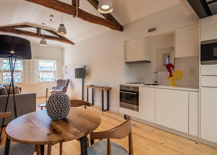 River Hotel apartamentowy 4*