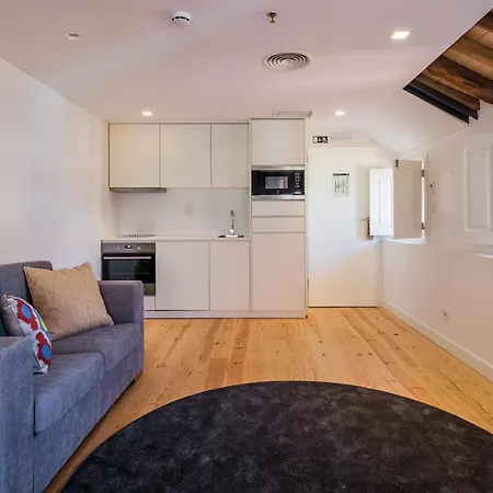 River Aparthotel
