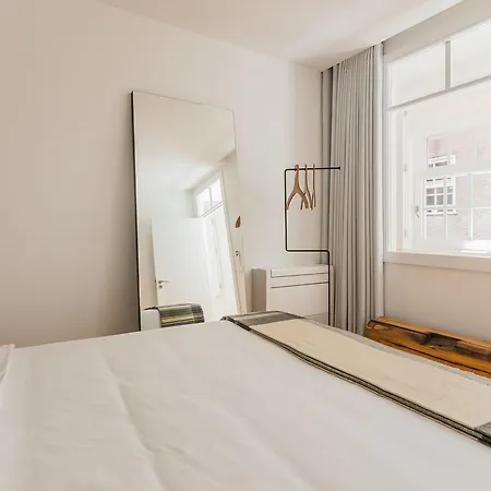 River Aparthotel