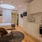 River Hotel apartamentowy 4*