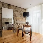 River Hotel apartamentowy 4*